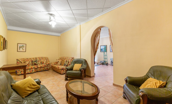 Herverkoop - 3. Vrijstaande villa - Bigastro - Costa Blanca Zuid