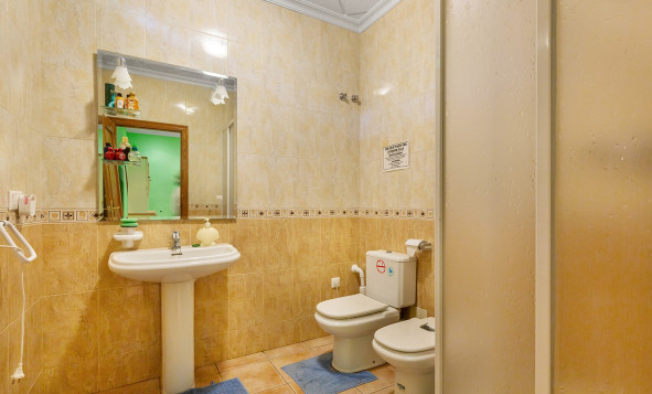 Herverkoop - 3. Vrijstaande villa - Bigastro - Costa Blanca Zuid