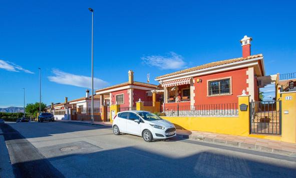 Herverkoop - 3. Vrijstaande villa - Bigastro - Costa Blanca Zuid