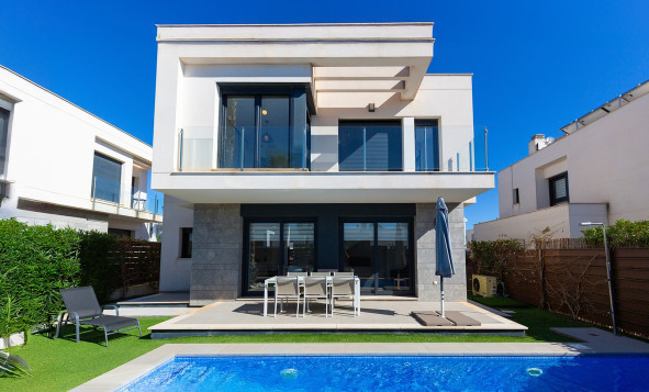 Reventa - 3. Casa indepiende - Vistabella - Costa Blanca Sur