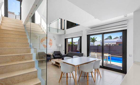 Reventa - 3. Casa indepiende - Vistabella - Costa Blanca Sur