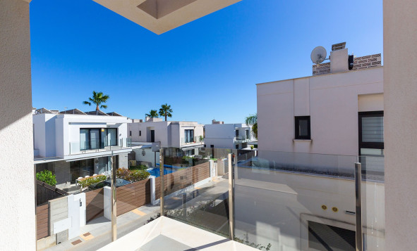 Reventa - 3. Casa indepiende - Vistabella - Costa Blanca Sur