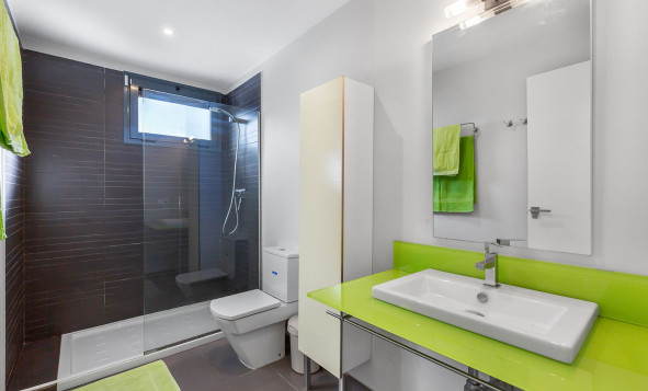 Resale - 3. Detached house - Algorfa - Costa Blanca South