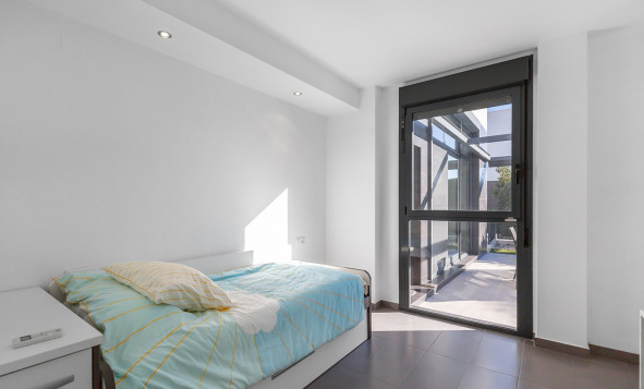 Resale - 3. Detached house - Algorfa - Costa Blanca South