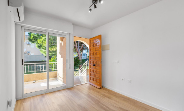 Herverkoop - 1. Appartement / flat - Torrevieja - Costa Blanca Zuid