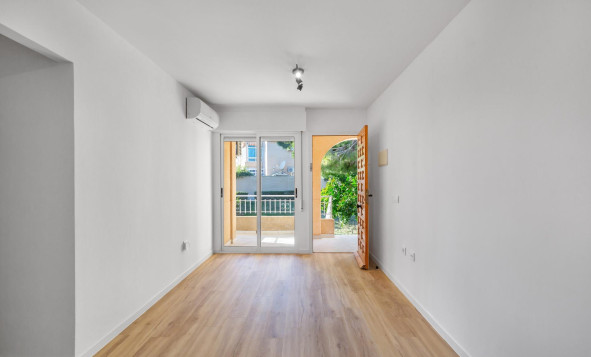 Herverkoop - 1. Appartement / flat - Torrevieja - Costa Blanca Zuid