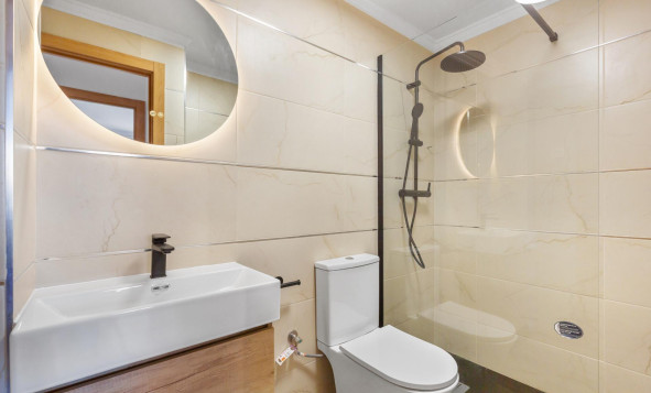 Herverkoop - 1. Appartement / flat - Torrevieja - Costa Blanca Zuid