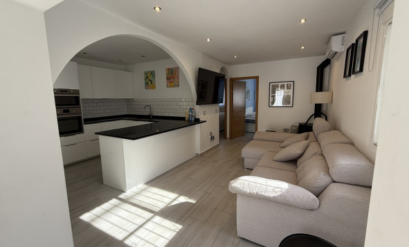 Herverkoop - 3. Vrijstaande villa - Villamartin - Costa Blanca Zuid