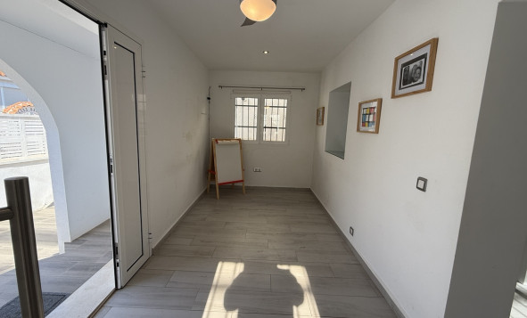 Herverkoop - 3. Vrijstaande villa - Villamartin - Costa Blanca Zuid