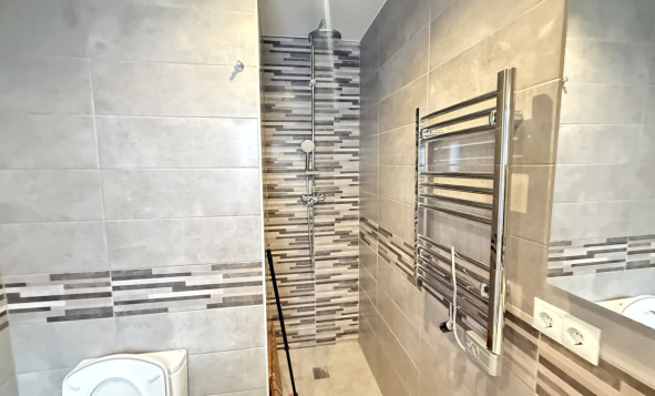 Herverkoop - 3. Vrijstaande villa - Villamartin - Costa Blanca Zuid