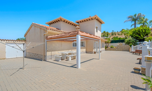 Herverkoop - 3. Vrijstaande villa - Algorfa - Costa Blanca Zuid