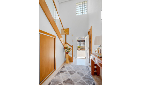 Herverkoop - 3. Vrijstaande villa - Algorfa - Costa Blanca Zuid