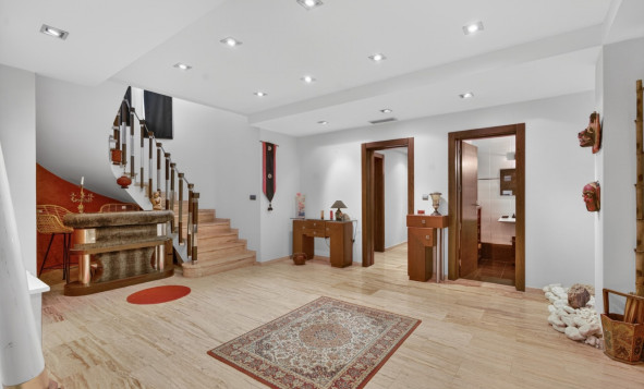 Herverkoop - 3. Vrijstaande villa - Santa Pola - Costa Blanca Zuid