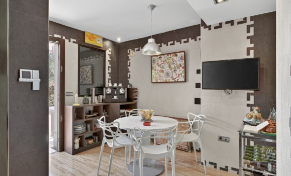 Herverkoop - 3. Vrijstaande villa - Santa Pola - Costa Blanca Zuid