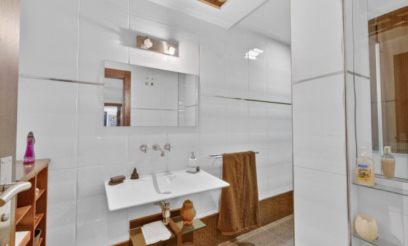 Herverkoop - 3. Vrijstaande villa - Santa Pola - Costa Blanca Zuid