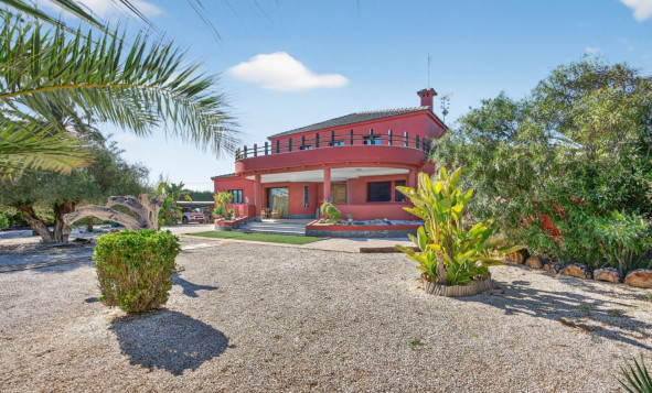 Herverkoop - 3. Vrijstaande villa - Santa Pola - Costa Blanca Zuid