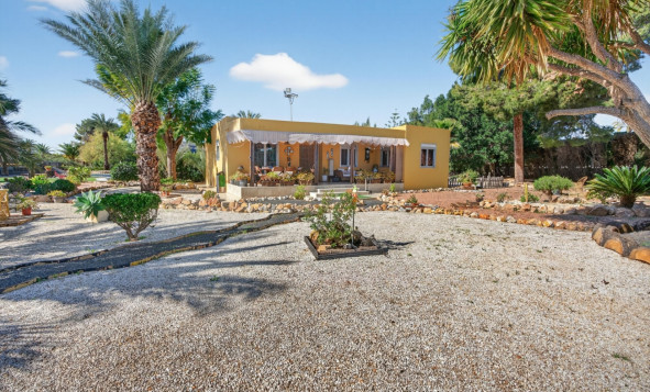 Herverkoop - 3. Vrijstaande villa - Santa Pola - Costa Blanca Zuid