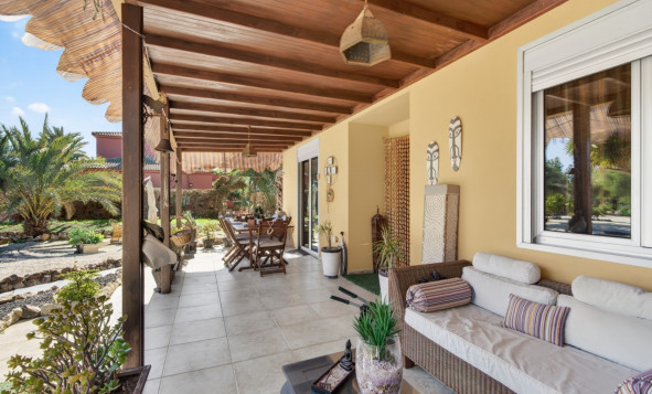 Herverkoop - 3. Vrijstaande villa - Santa Pola - Costa Blanca Zuid