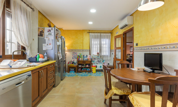 Herverkoop - 3. Vrijstaande villa - Los Montesinos - Costa Blanca Zuid