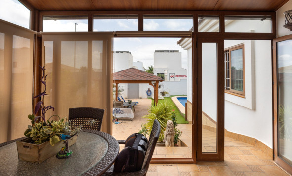 Herverkoop - 3. Vrijstaande villa - Los Montesinos - Costa Blanca Zuid