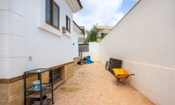 Herverkoop - 3. Vrijstaande villa - Los Montesinos - Costa Blanca Zuid