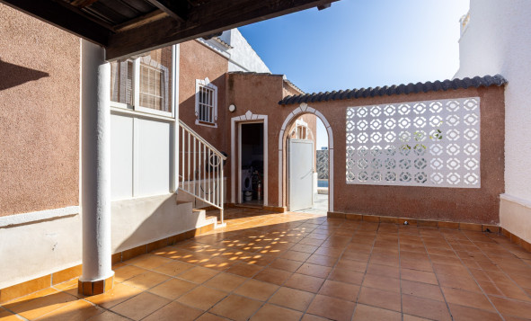 Herverkoop - 3. Vrijstaande villa - Torrevieja - Costa Blanca Zuid