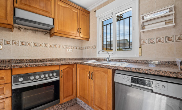 Herverkoop - 3. Vrijstaande villa - Orihuela Costa - Castillo de Don Juan