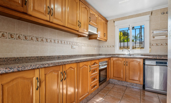 Herverkoop - 3. Vrijstaande villa - Orihuela Costa - Castillo de Don Juan