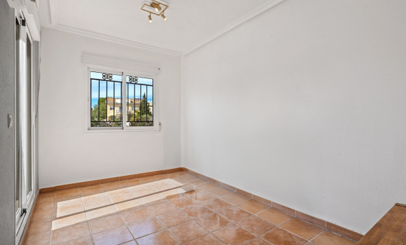 Herverkoop - 3. Vrijstaande villa - Orihuela Costa - Castillo de Don Juan