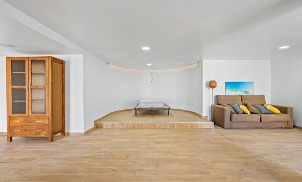 Herverkoop - 3. Vrijstaande villa - Orihuela Costa - Castillo de Don Juan