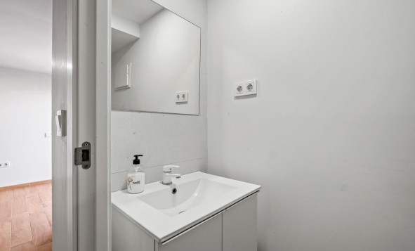 Herverkoop - 3. Vrijstaande villa - Orihuela Costa - Castillo de Don Juan