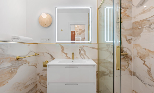 Reventa - 1. Apartamento / piso - Orihuela Costa - Costa Blanca Sur