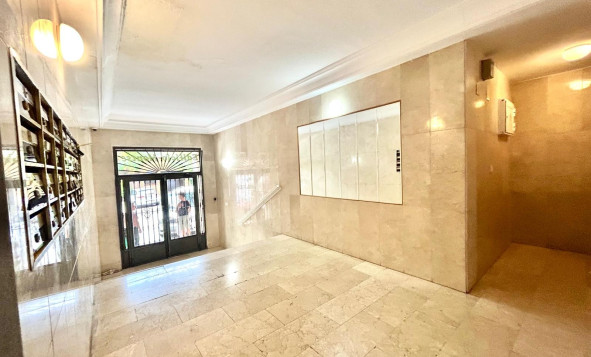 Herverkoop - 1. Appartement / flat - Torrevieja - Costa Blanca Zuid