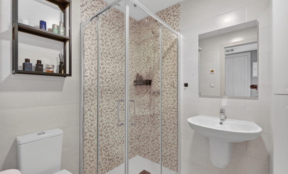 Reventa - 1. Apartamento / piso - Dehesa de Campoamor - Costa Blanca Sur