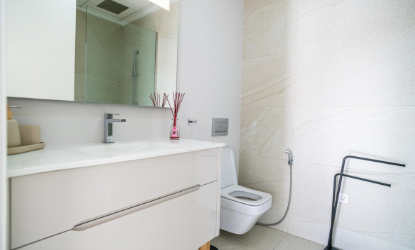 Herverkoop - 3. Vrijstaande villa - Orihuela Costa - Costa Blanca Zuid