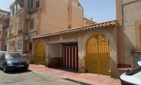 Herverkoop - Garaje - Torrevieja - Costa Blanca Zuid