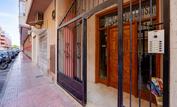 Herverkoop - 1. Appartement / flat - Torrevieja - Costa Blanca Zuid