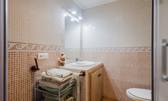 Herverkoop - 1. Appartement / flat - Torrevieja - PLAYA DE LA MATA