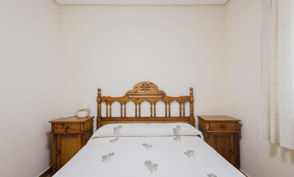 Herverkoop - 1. Appartement / flat - Torrevieja - PLAYA DE LA MATA