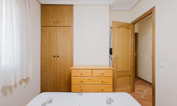 Herverkoop - 1. Appartement / flat - Torrevieja - PLAYA DE LA MATA