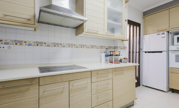 Herverkoop - 3. Vrijstaande villa - Torrevieja - Costa Blanca Zuid