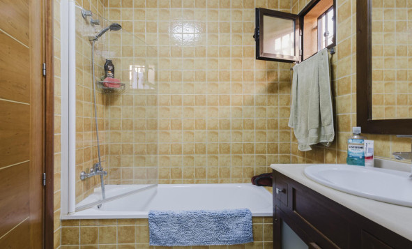 Herverkoop - 3. Vrijstaande villa - Torrevieja - Costa Blanca Zuid