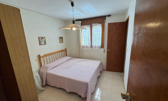 Herverkoop - 3. Vrijstaande villa - Torrevieja - Costa Blanca Zuid