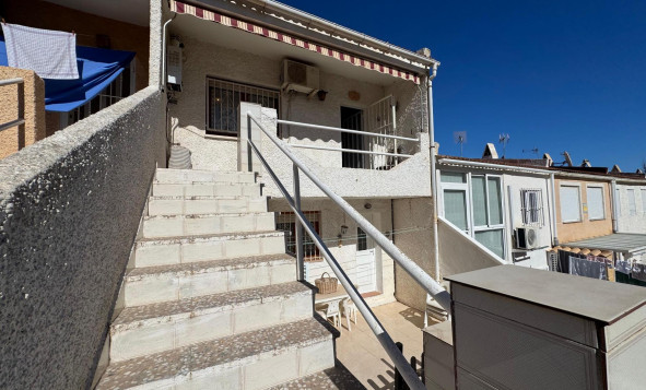 Herverkoop - 3. Vrijstaande villa - Torrevieja - Costa Blanca Zuid