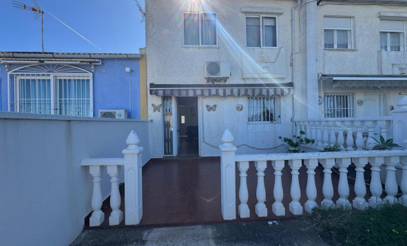 Herverkoop - 3. Vrijstaande villa - Torrevieja - Costa Blanca Zuid