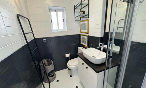 Herverkoop - 1. Appartement / flat - Torrevieja - Costa Blanca Zuid