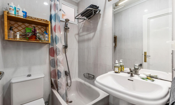 Herverkoop - 1. Appartement / flat - Torrevieja - CLUB NAUTICO TORREVIEJA