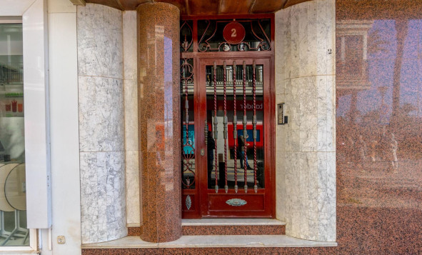 Herverkoop - 1. Appartement / flat - Torrevieja - CLUB NAUTICO TORREVIEJA