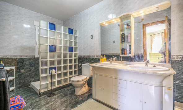 Herverkoop - 3. Vrijstaande villa - Los Molinos - Costa Calida