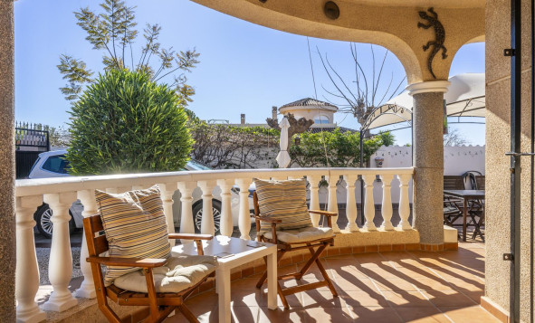 Herverkoop - 3. Vrijstaande villa - Gea y Truyols - Costa Calida